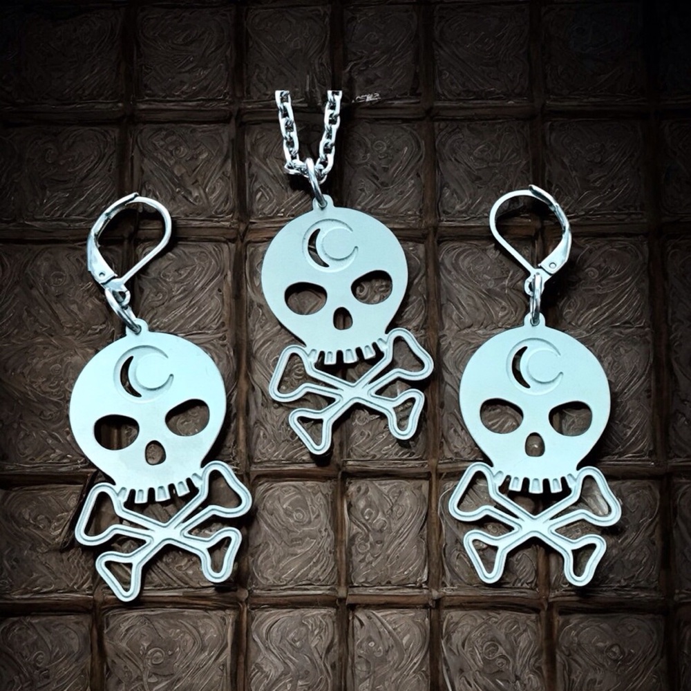 🆕 Skull and Bones Laser Etched Necklace and Earrings Set Stainless Steel